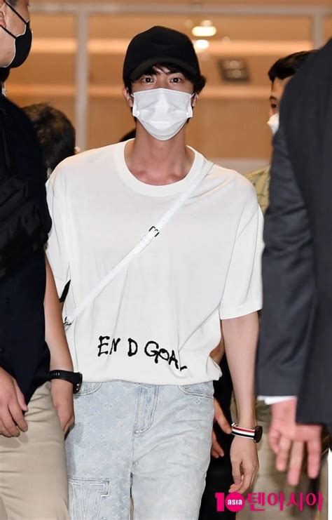 louis vuitton airport jin